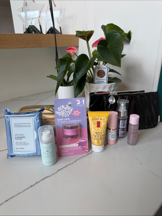 Impressions Other - Impressions Beauty Lip & Skin Care Set with Pink and Yellow Accents